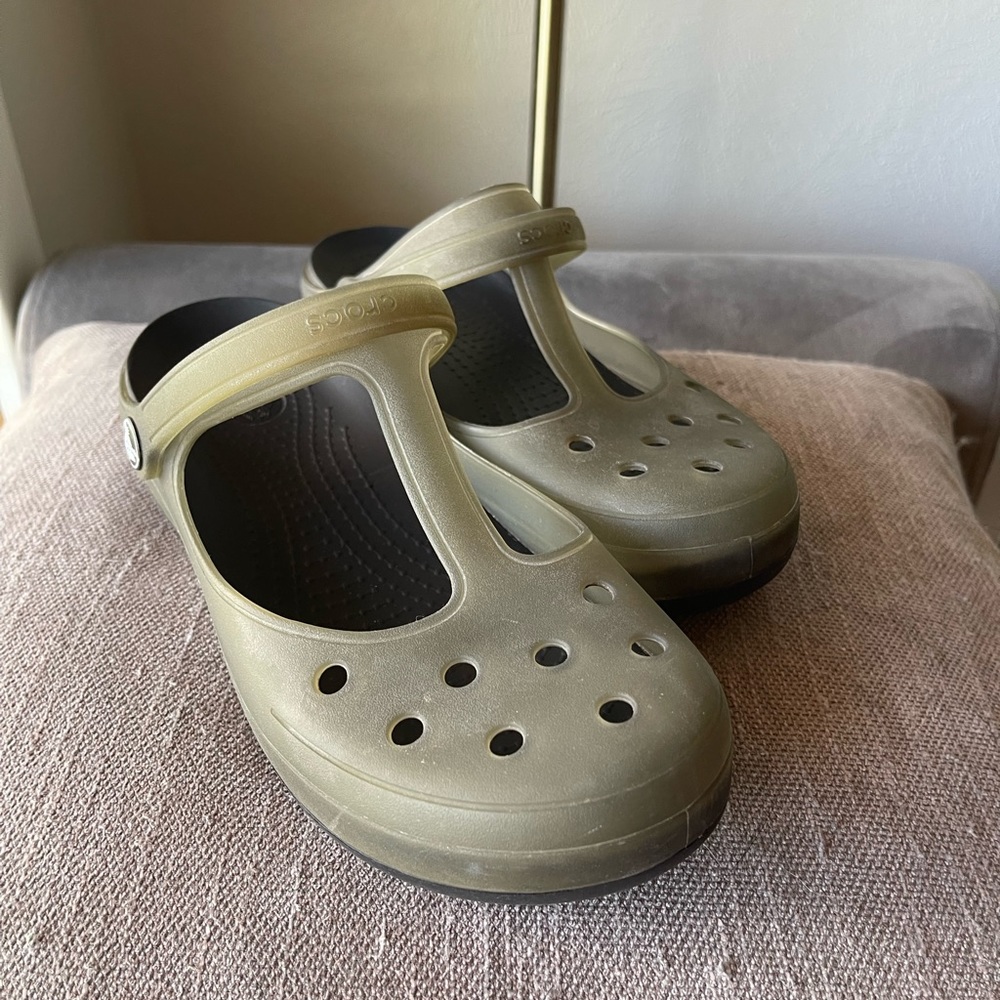 Crocs